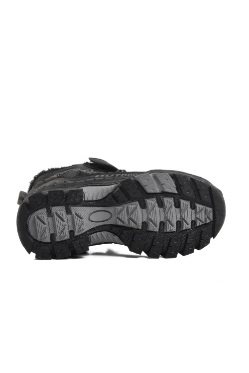 حذاء أطفال أسود 2040 F