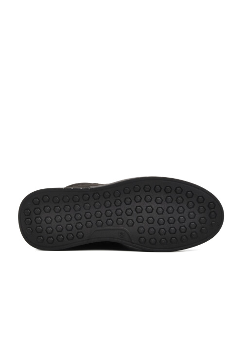 حذاء كاجوال رجالي من الجلد الطبيعي باللون الأسود 779616 M