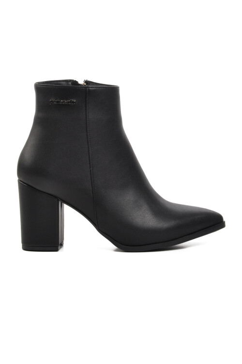 بيير كاردانحذاء نسائي بكعب عالٍ أسود Pc-52423