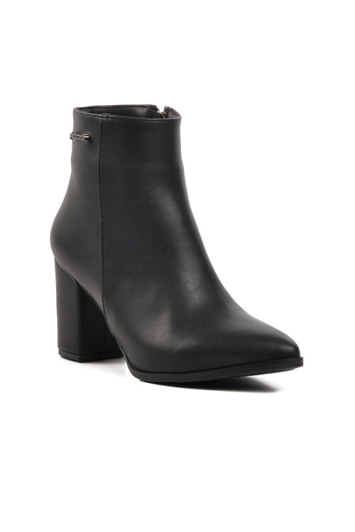 بيير كاردانحذاء نسائي بكعب عالٍ أسود Pc-52423