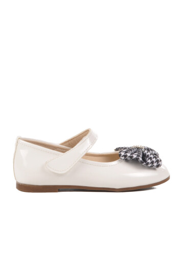 White Patent Leather Ribbon Lightweight Girls Ballerinas 180 B