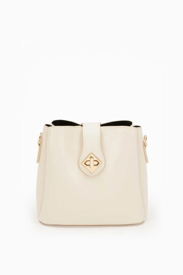 Cream Patent Leather Womens Shoulder Bag 930167