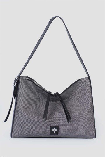Black Womens Hand and Shoulder Bag IM585