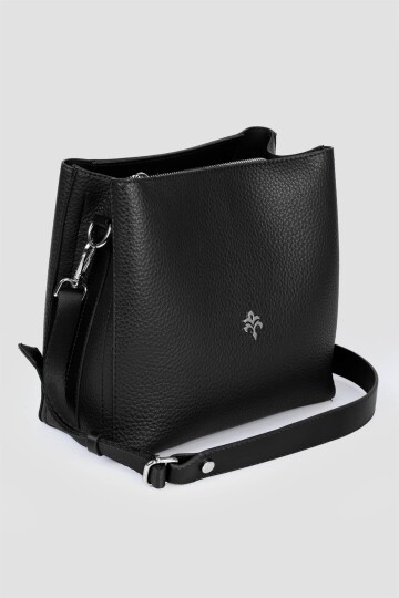 Black Womens Hand and Shoulder Bag IM599