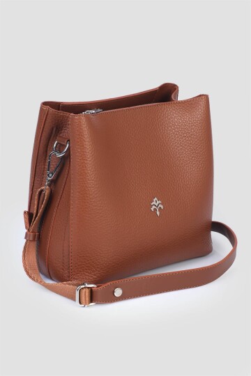 Tan Womens Hand and Shoulder Bag IM599
