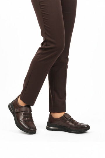 Brown Velcro Genuine Leather Womens Casual Shoes 058-Ç Z