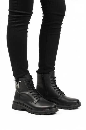 Siyah Cilt Bağcıklı Fermuarlı Polarlı Kaymaz Kadın Bot 351071 Z