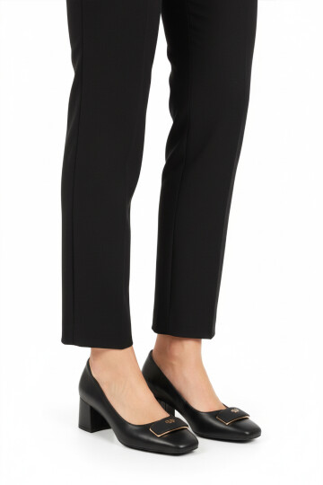 Siyah Cilt Kalın Topuklu Kadın Abiye Ayakkabı 695039 Z