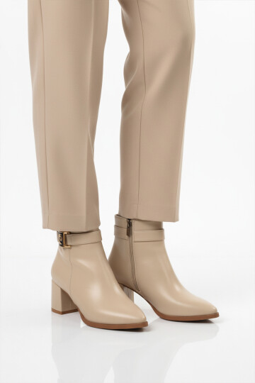 Krem İçi Kürklü Fermuarlı Kadın Topuklu Bot PC-54975 Z