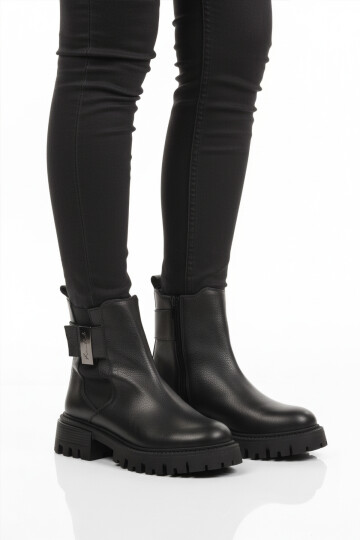 Siyah Hakiki Deri İçi Polarlı Kaymaz Kadın Bot 23783-1 Z