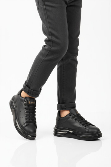 Siyah Bağcıklı Cilt Hafifi Unisex Sneaker 628 G