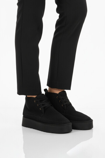 Siyah İçi Kürklü Bağcıklı Kadın Bot U-15 Z