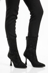 Siyah Taş İşlemeli İnce Topuklu İçi Kürklü Kadın Çizme 671131 Z